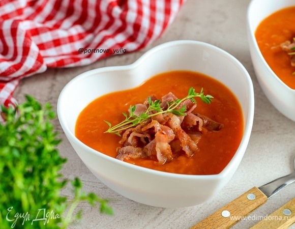 Суп-пюре из запеченных овощей с беконом Суп-пюре из запеченных овощей с беконом