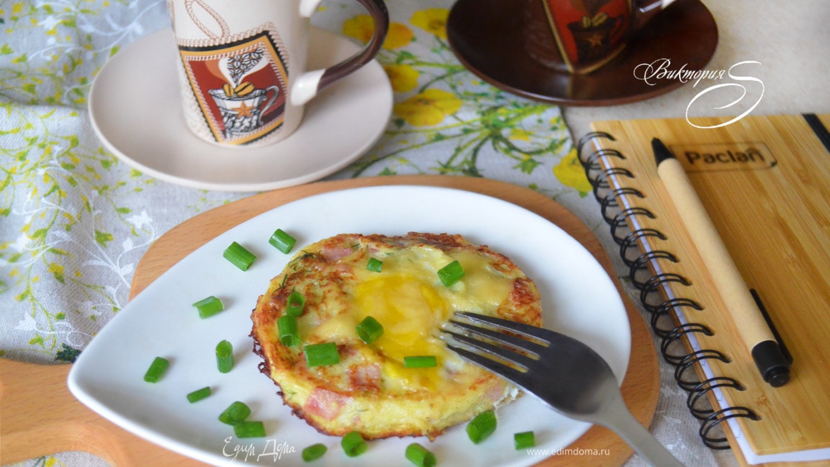 Кабачковые оладьи с сыром и ветчиной