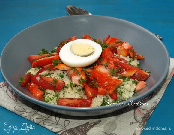 Кускус с семгой горячего копчения