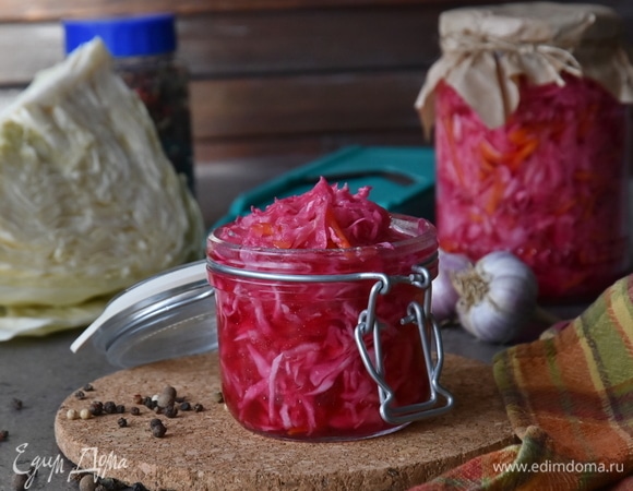 Маринованная капуста со свеклой Маринованная капуста со свеклой