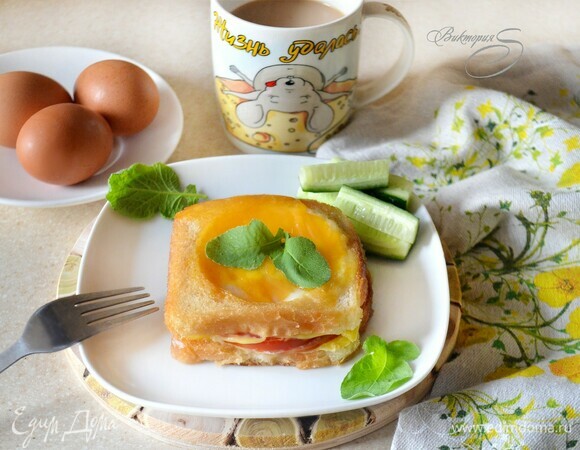 Тост к завтраку с яйцом
