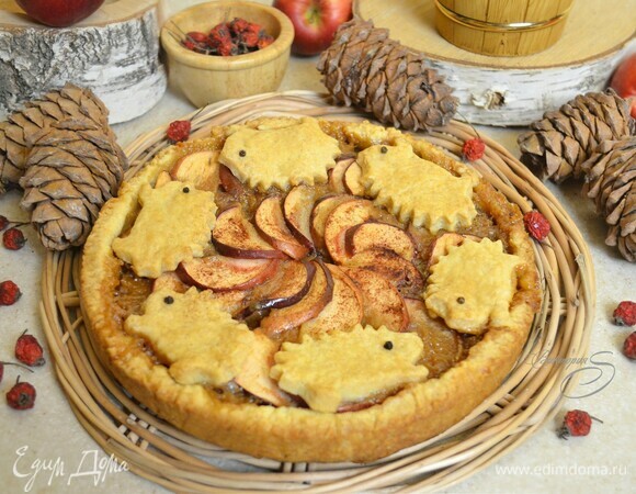 Яблочный пирог с карамелью Яблочный пирог с карамелью