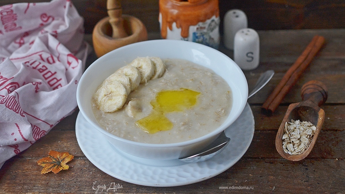 Овсянка с бананом и сыром