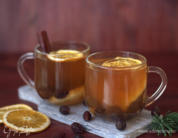 Горячий напиток с шиповником и апельсином Горячий напиток с шиповником и апельсином