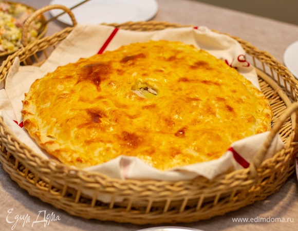 Пирог с курицей и картофелем Пирог с курицей и картофелем