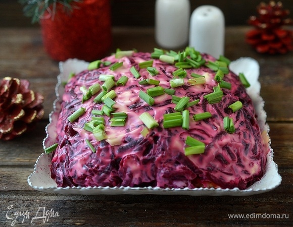 Селедка под шубой с горошком Селедка под шубой с горошком