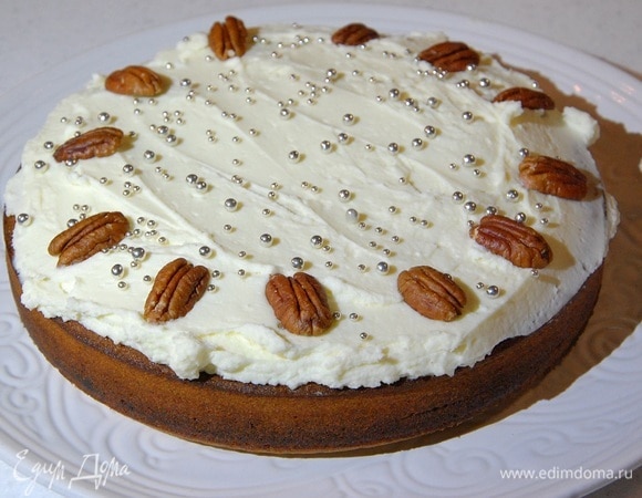 Банановый пирог со сливочным кремом и орехами пекан Банановый пирог со сливочным кремом и орехами пекан
