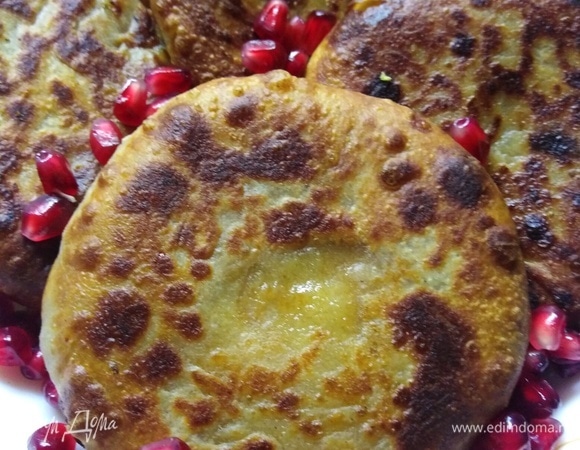 Цельнозерновые лепешки с капустой