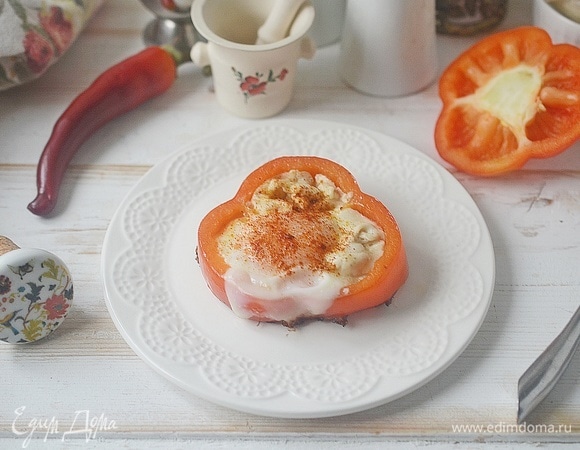 Яичница в перце с копченой паприкой Яичница в перце с копченой паприкой
