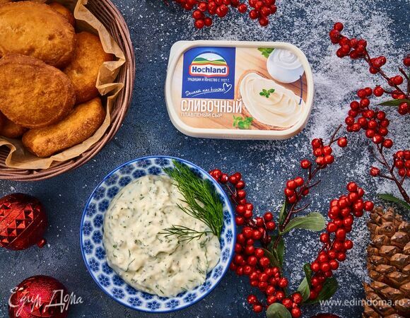 Баурсаки с сырным соусом Баурсаки с сырным соусом