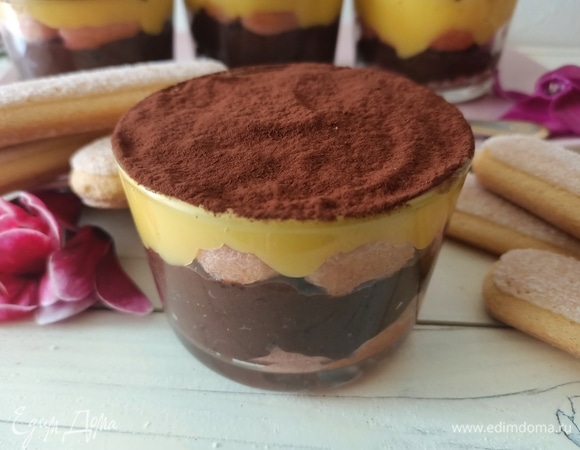 Десерт Zuppa inglese Десерт Zuppa inglese