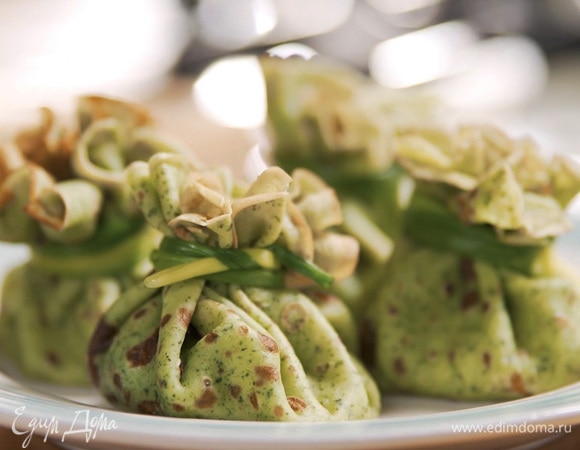 Шпинатные блинчики с сырными начинками