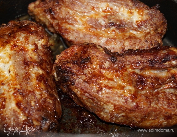 Свиная грудинка, жаренная в мультипекаре Свиная грудинка, жаренная в мультипекаре