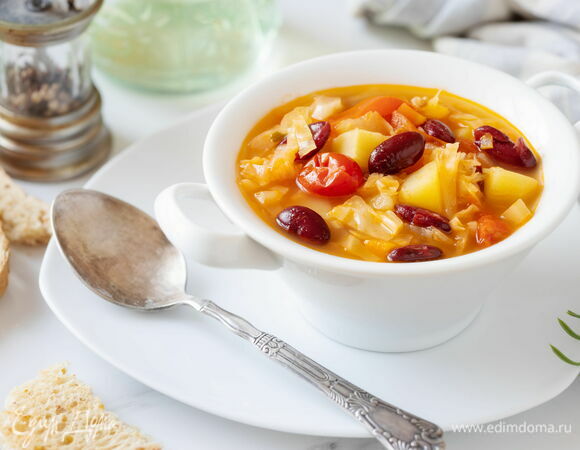 Постные щи из свежей капусты с фасолью