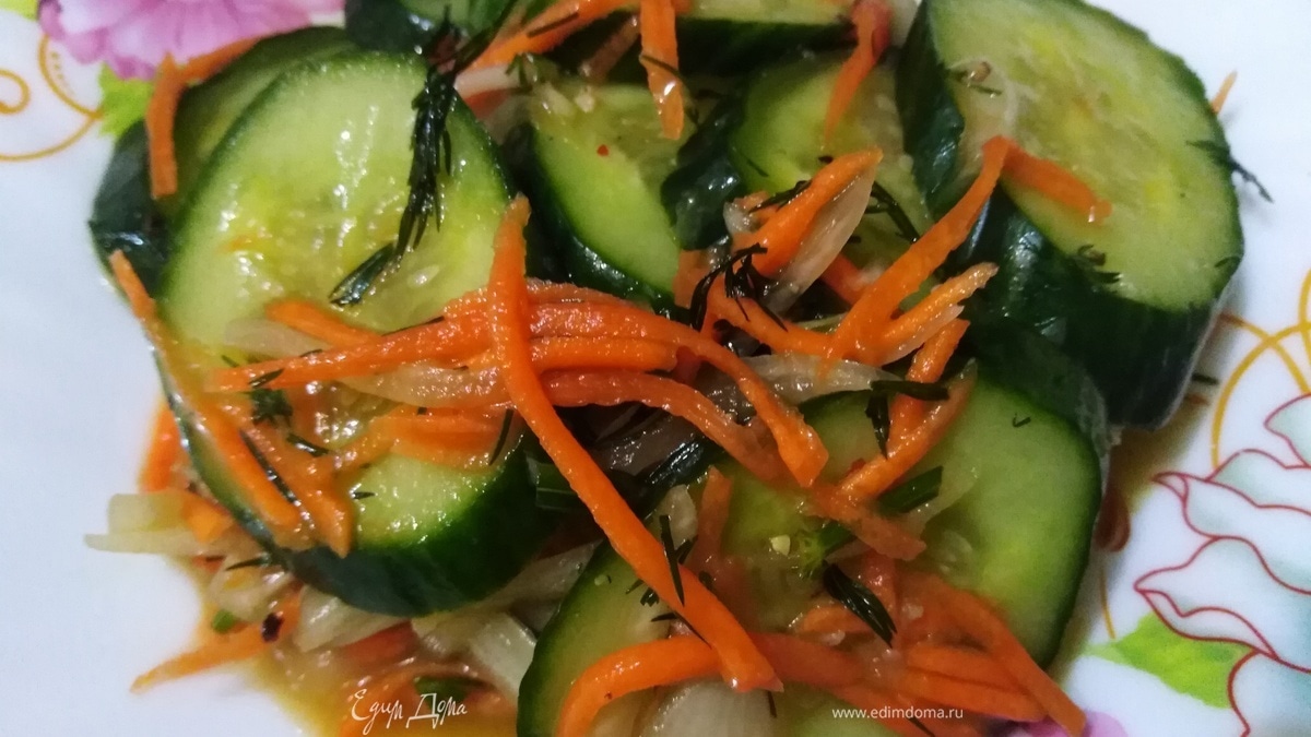 Салат из огурцов в собственном соку