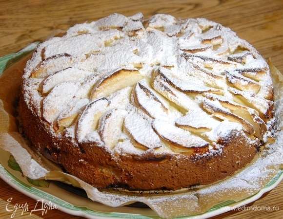 Шарлотка с яблоками и рикоттой Шарлотка с яблоками и рикоттой