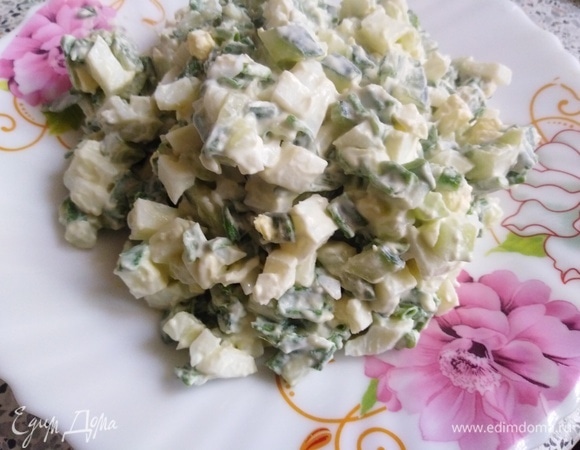 Салат с яйцом