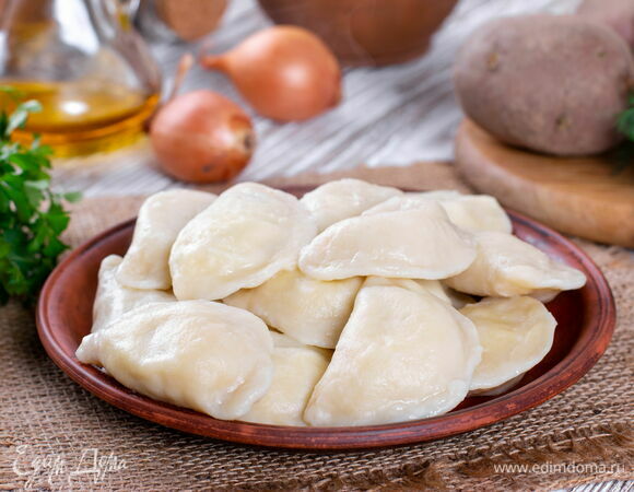 Тесто на кипятке для вареников Тесто на кипятке для вареников