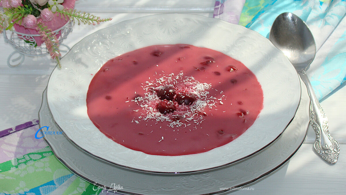 Вишневый суп меддьлевеш