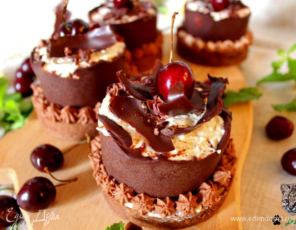 Тарталетки «Черный лес» Тарталетки «Черный лес»