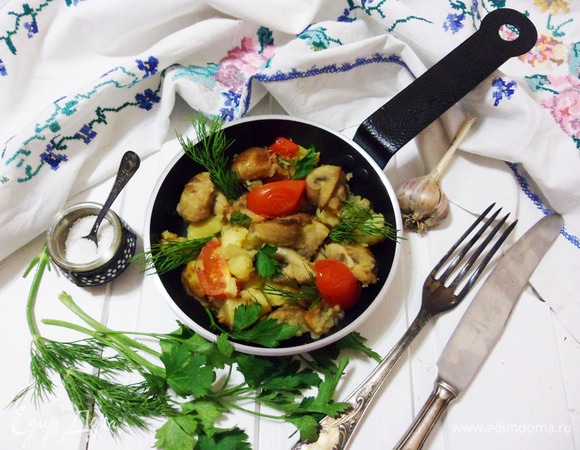 Картофель с грибами и зеленым маслом