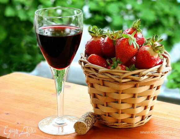 Вино из клубники Вино из клубники