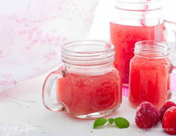 Кисель из замороженной клубники с крахмалом