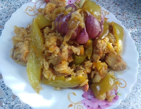 Перец с рисом и свининой Перец с рисом и свининой