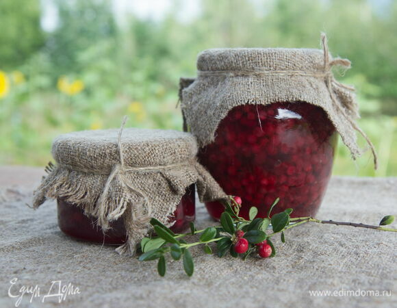 Моченая брусника на зиму в банках Моченая брусника на зиму в банках