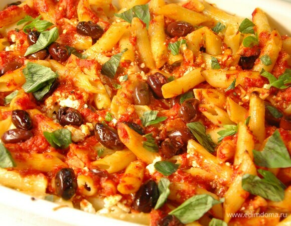 Паста, запеченная с оливками, сыром и творогом Паста, запеченная с оливками, сыром и творогом