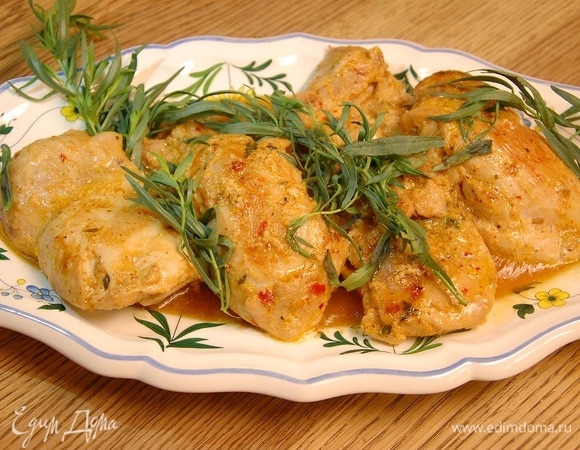 Куриные бедрышки в сливочном маринаде с аджикой Куриные бедрышки в сливочном маринаде с аджикой