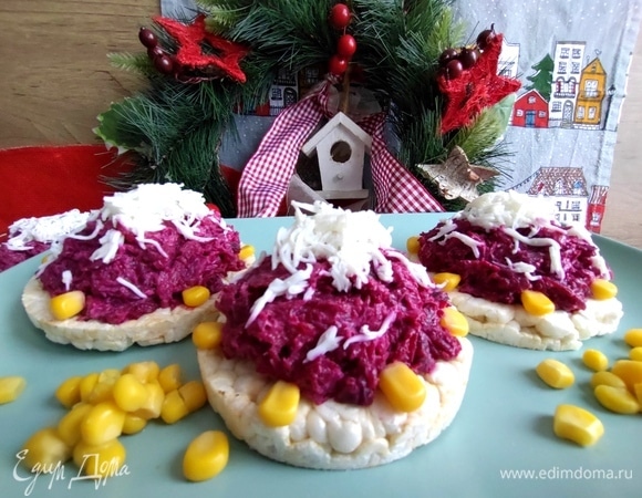 Салат с рыбой и свеклой