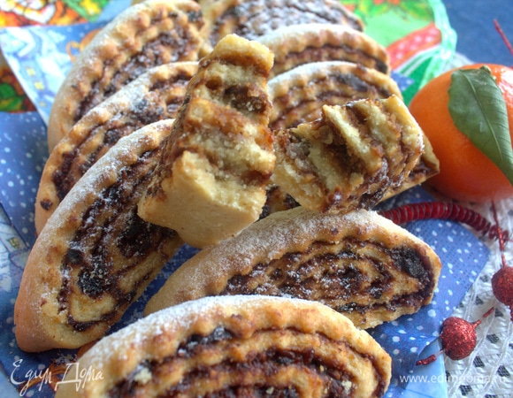 Печенье с финиками и орехами Печенье с финиками и орехами