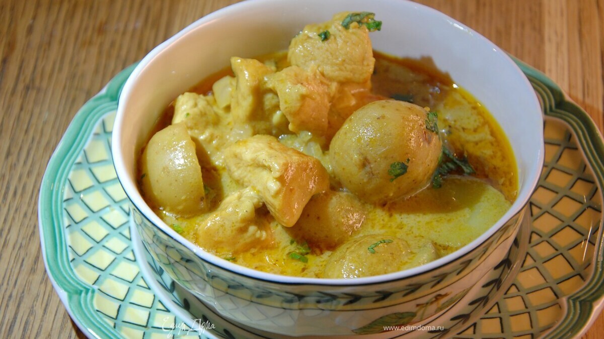 Карри из курицы с картофелем