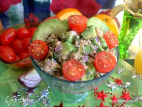 Рыбный салат с авокадо