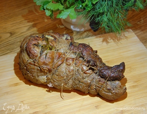 Жаркое из вырезки с чесноком и травами Жаркое из вырезки с чесноком и травами