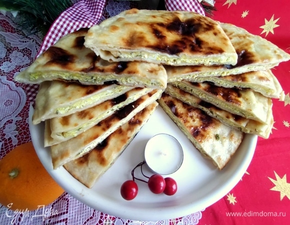 Лепешки с творогом и сыром