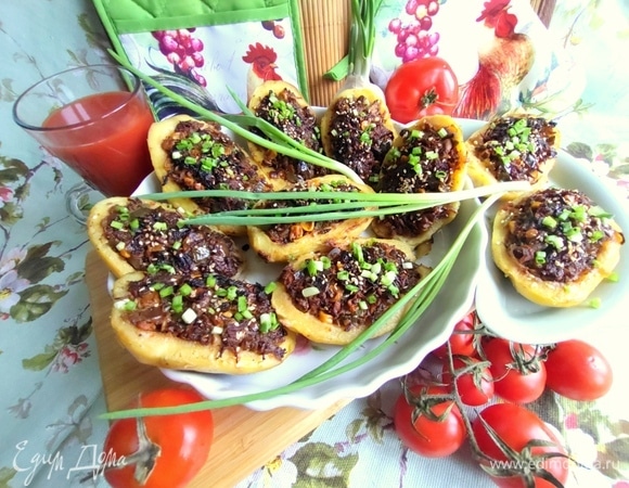 Картофель с грибами и овощами