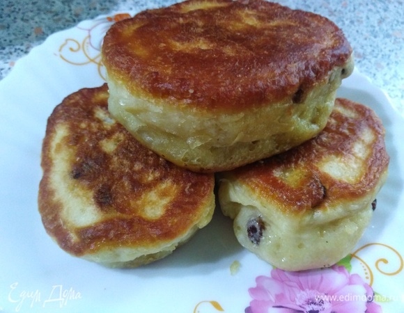 Оладушки с ванилью и изюмом Оладушки с ванилью и изюмом