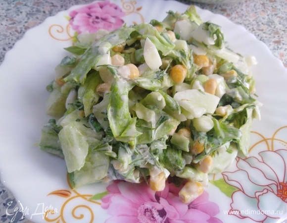 Легкий салат с кукурузой Легкий салат с кукурузой