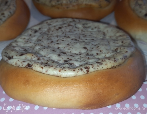 Ватрушки с творогом и шоколадной стружкой Ватрушки с творогом и шоколадной стружкой