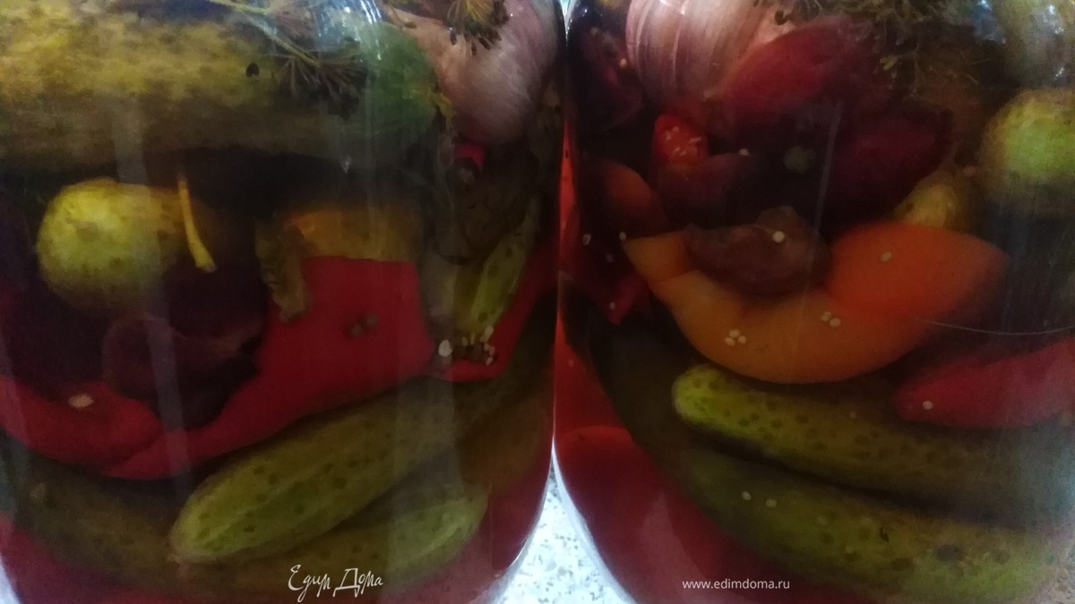 Ассорти со сливами на зиму