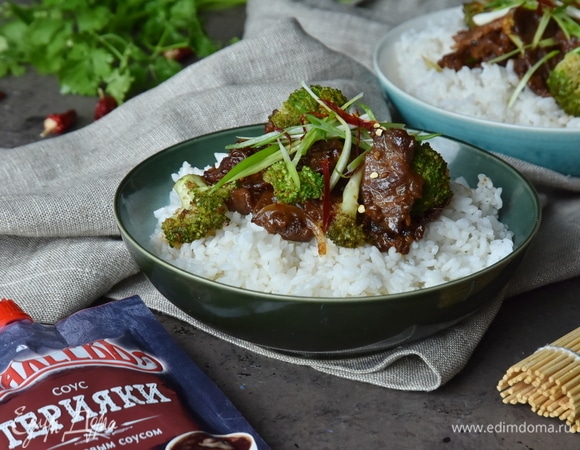 Сладкая говядина с брокколи в соусе терияки Сладкая говядина с брокколи в соусе терияки