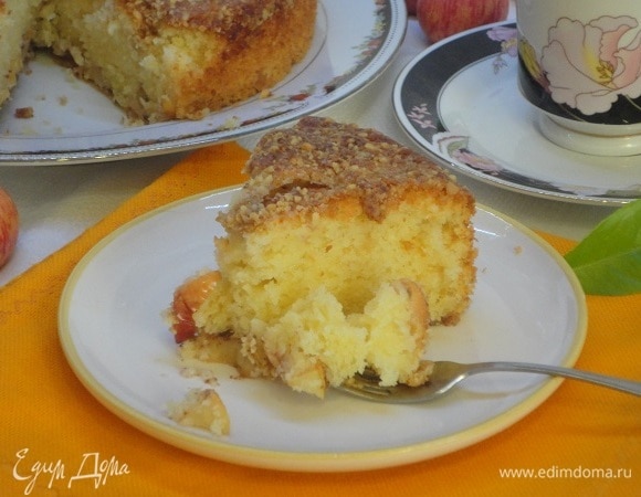 Пирог из осенних яблок