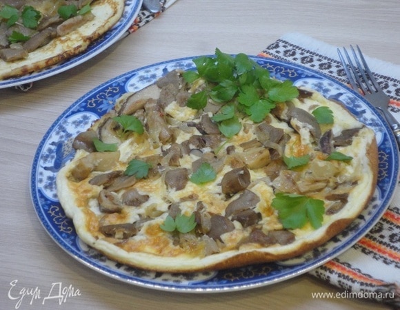 Сырный омлет с грибами