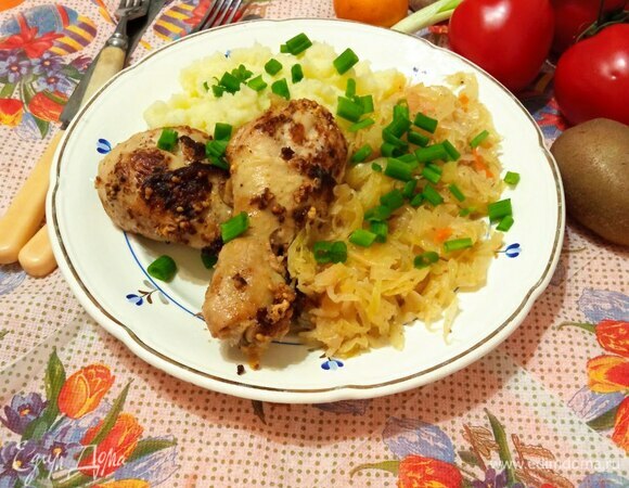 Куриные голени с квашеной капустой по-немецки Куриные голени с квашеной капустой по-немецки
