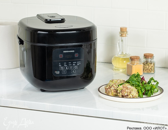 Паровые котлеты из телятины с кабачком