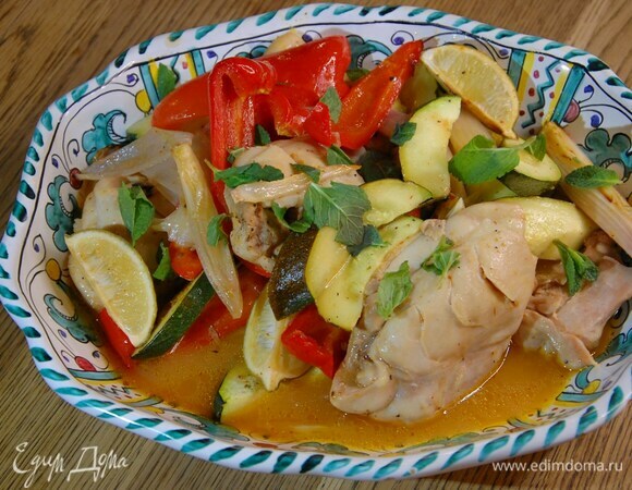 Курица с овощами под пряным лаймовым соусом