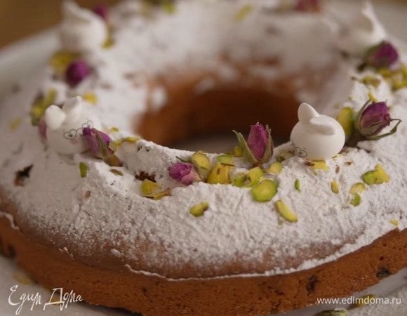 Пасхальный кекс с фисташками 