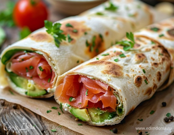 Роллы из лаваша со слабосоленой форелью и авокадо Роллы из лаваша со слабосоленой форелью и авокадо